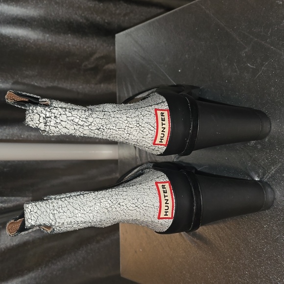 Hunter Boots Sweatshirt free w/purchase - Picture 10 of 14